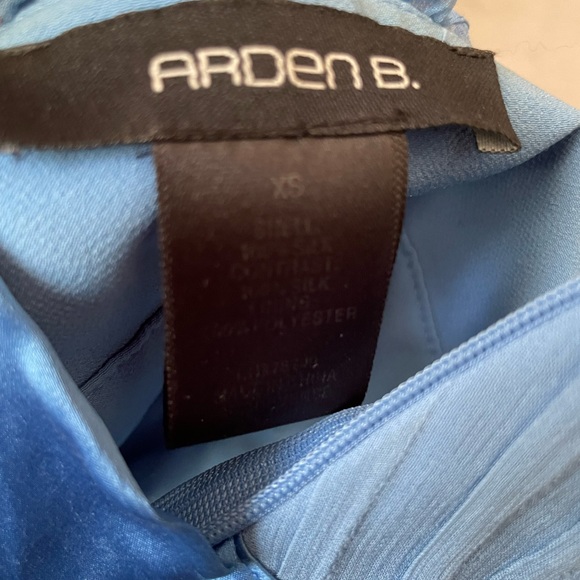Arden B sleeveless blouse - Picture 4 of 4